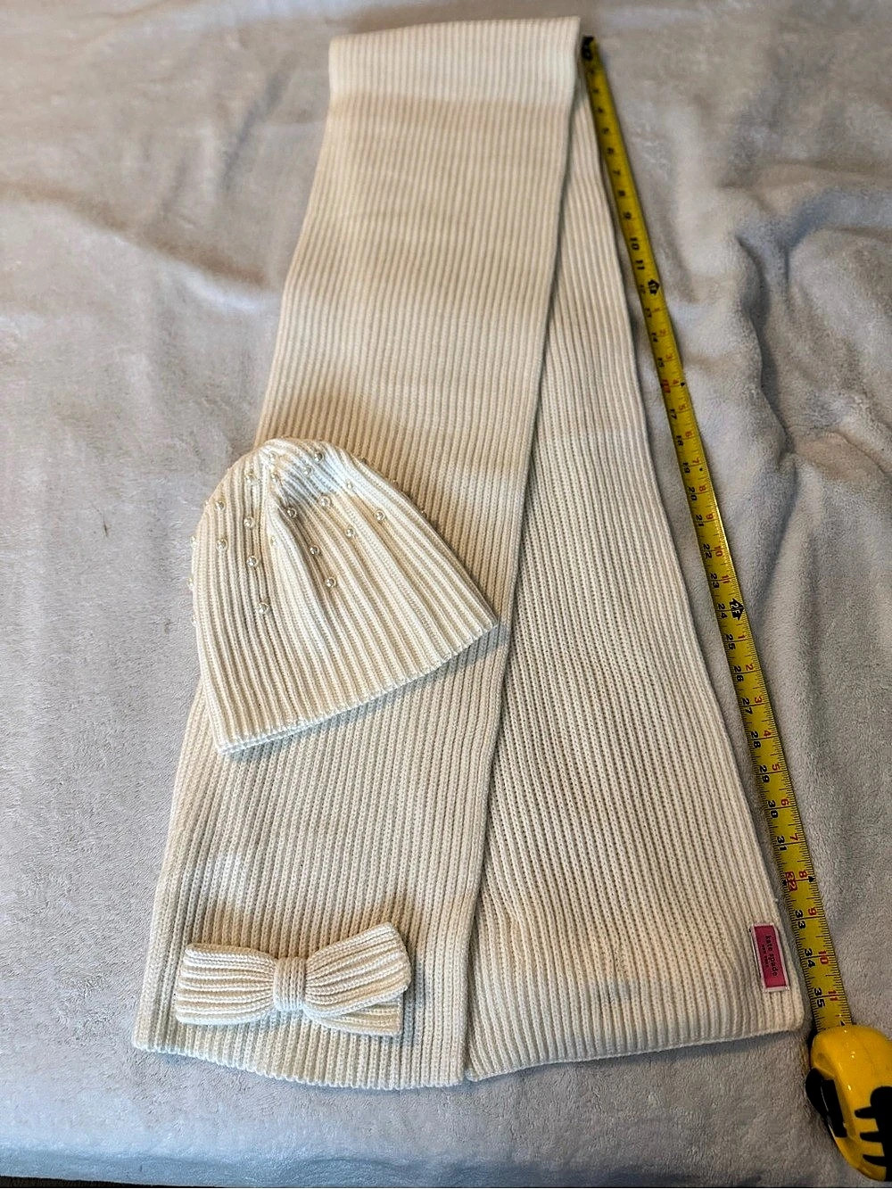 Kate Spade Pearl Beanie and Scarf Set Cream. NWOT